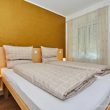 Aanders Hotel *