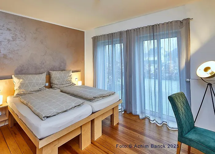 Aanders * Neumünster